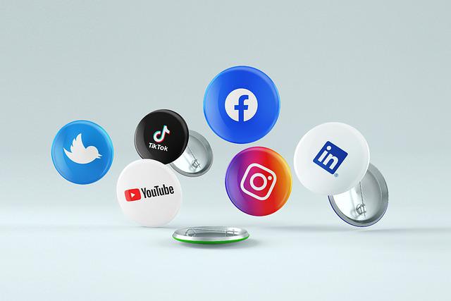 illustration gestion des réseaux sociaux - AIDOS Solutions